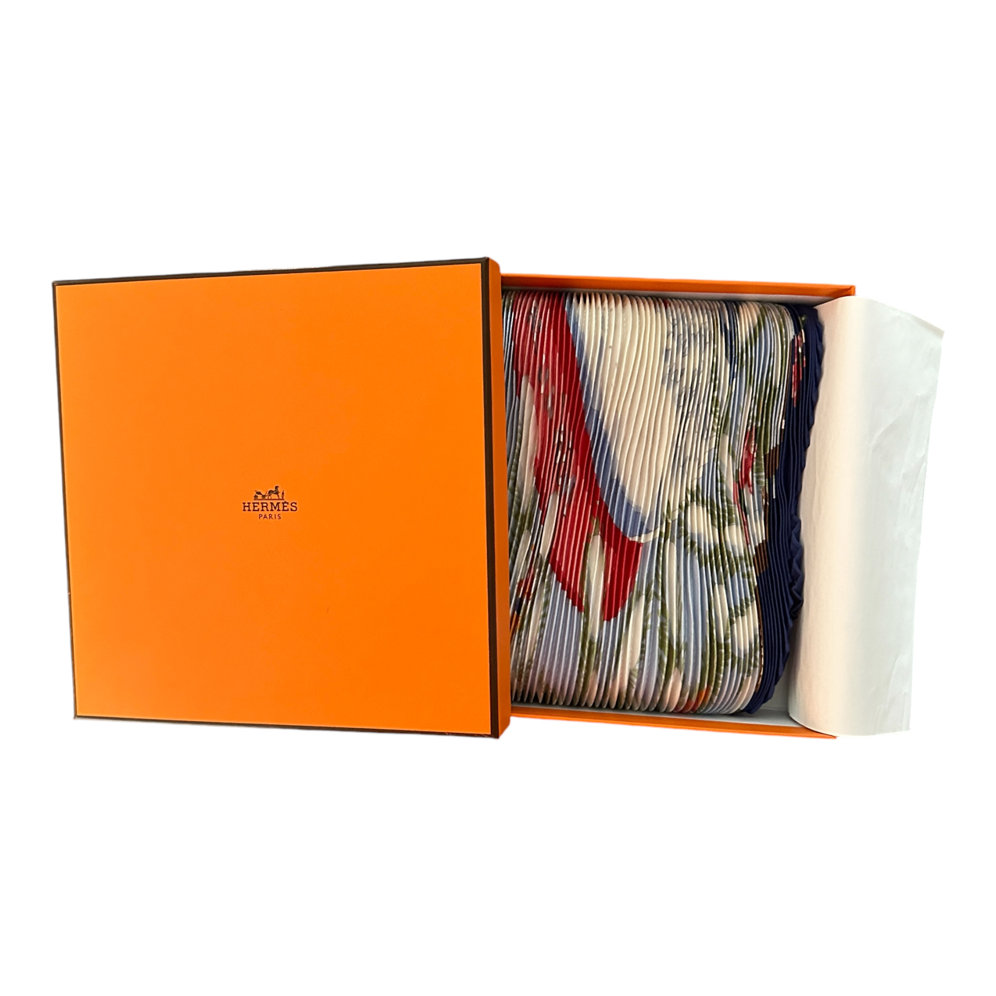 Christmas at 24 Faubourg - HERMÈS PLEATED SCARF