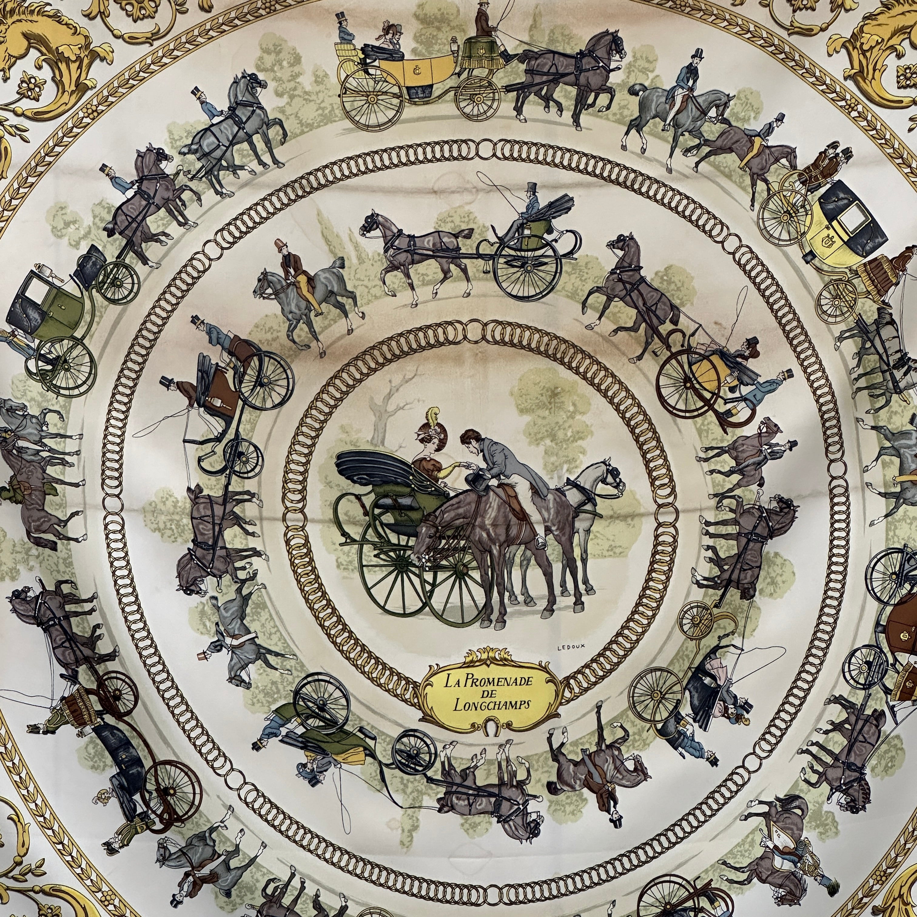 centre-du-foulard-hermes-promenade-de-longchamp